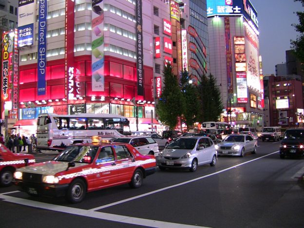 日本汽車工業(yè)危機(jī)來臨 電動(dòng)汽車將顛覆市場格局