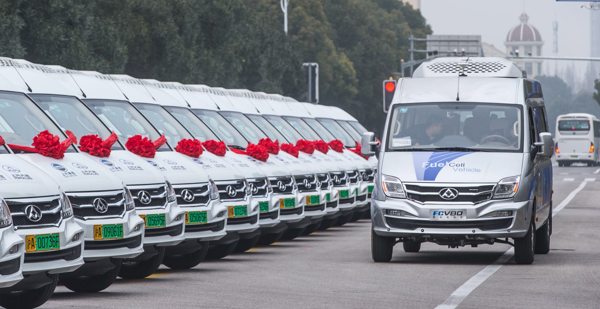 主流車企搶跑 氫燃料電池車商業(yè)化落地進(jìn)入倒計(jì)時(shí)