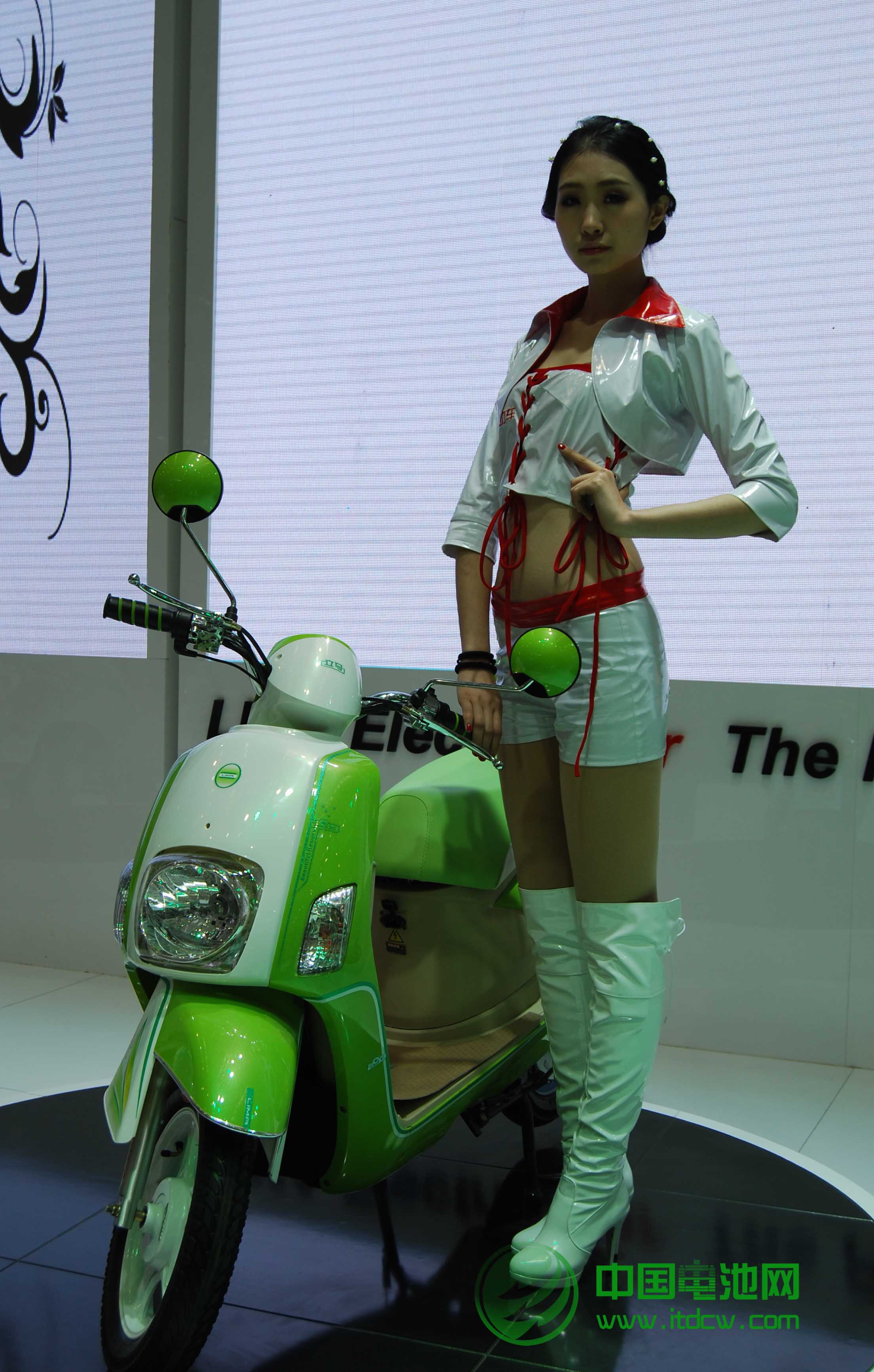 電動車