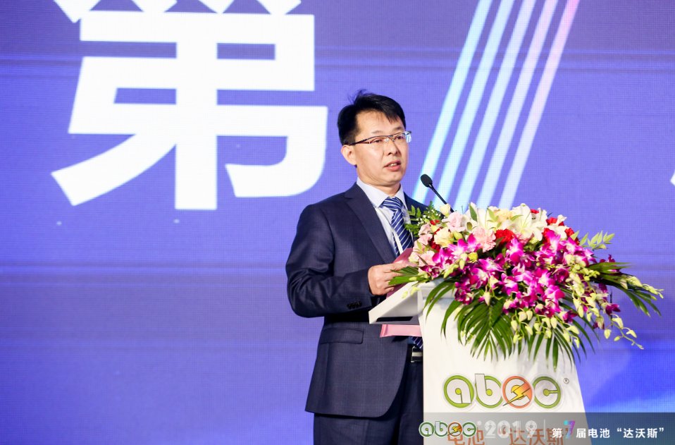 電池“達(dá)沃斯”組委會(huì)秘書長、中關(guān)村新型電池技術(shù)創(chuàng)新聯(lián)盟秘書長于清教