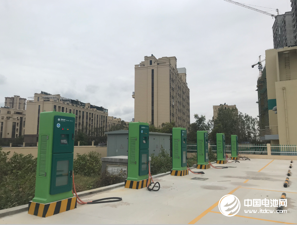 國家電網(wǎng)累計(jì)建成充換電站1.16萬座 充電樁9.58萬個(gè)