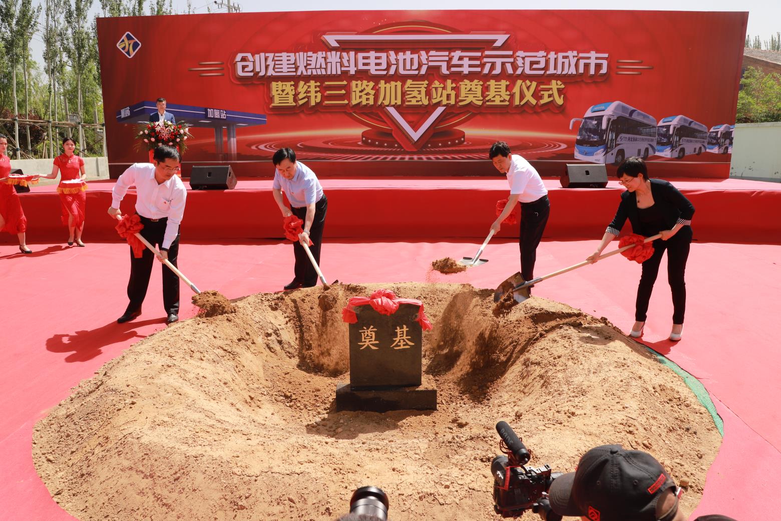 張家口加氫站建設提速 已投運氫燃料電池公交車174輛 張家口加氫站建設提速 已投運氫燃料電池公交車174輛