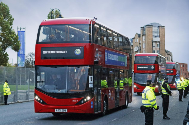 BYD ADL Enviro400EV純電動雙層巴士作為COP26世界領(lǐng)導(dǎo)人峰會期間官方接駁用車