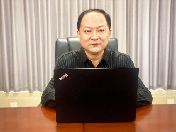 榮成青木高新材料有限公司 副總經(jīng)理 朱昱