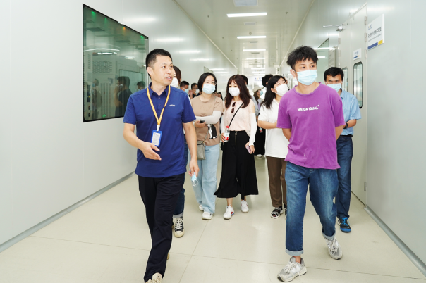 走進蜂巢創新中心 直擊短刀針刺