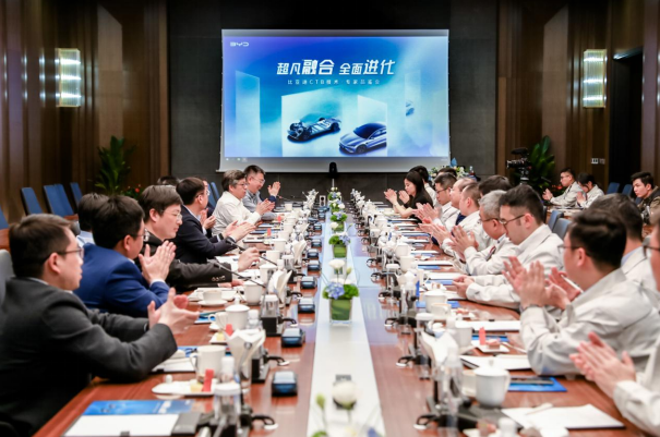 挖掘刀片電池潛力，看比亞迪CTB技術如何引領電動汽車新風向！