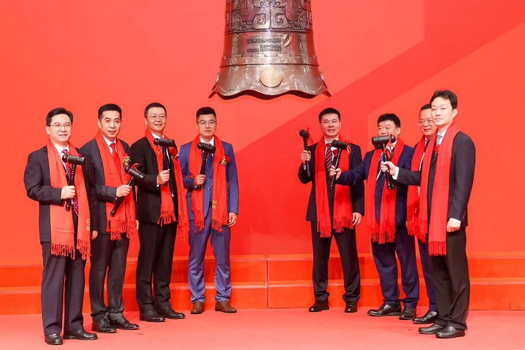 電解液溶劑龍頭今日登陸創(chuàng)業(yè)板上市 成功募資11.14億擴(kuò)產(chǎn)