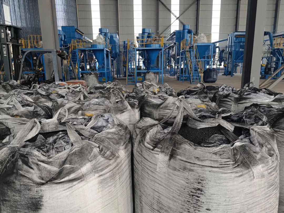 云南云縣年產18萬噸鋰電池新材料一體化一期項目建成投產